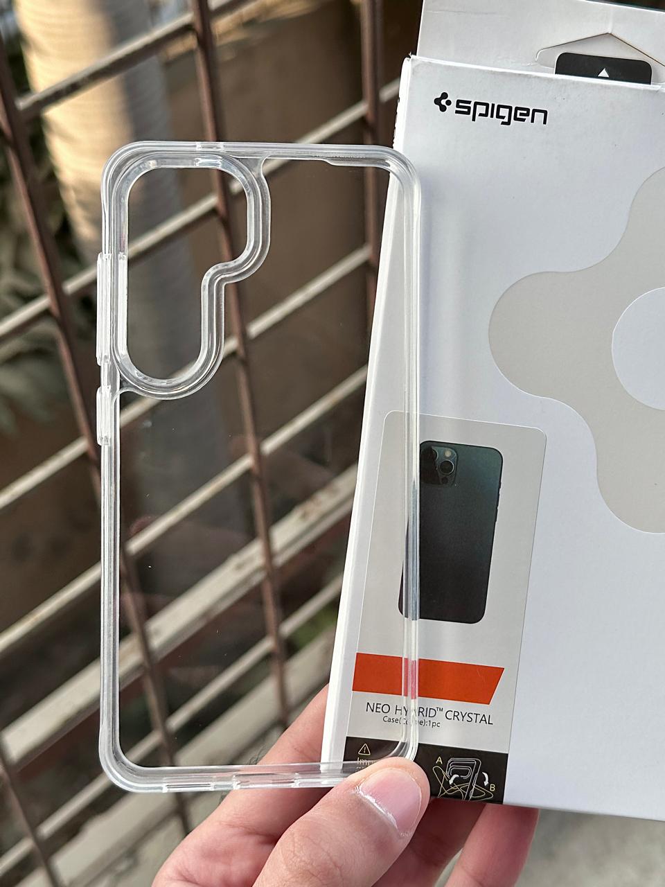 Samsung Galaxy "S25" Spigen Ultra Hybrid Transparent Case Main image