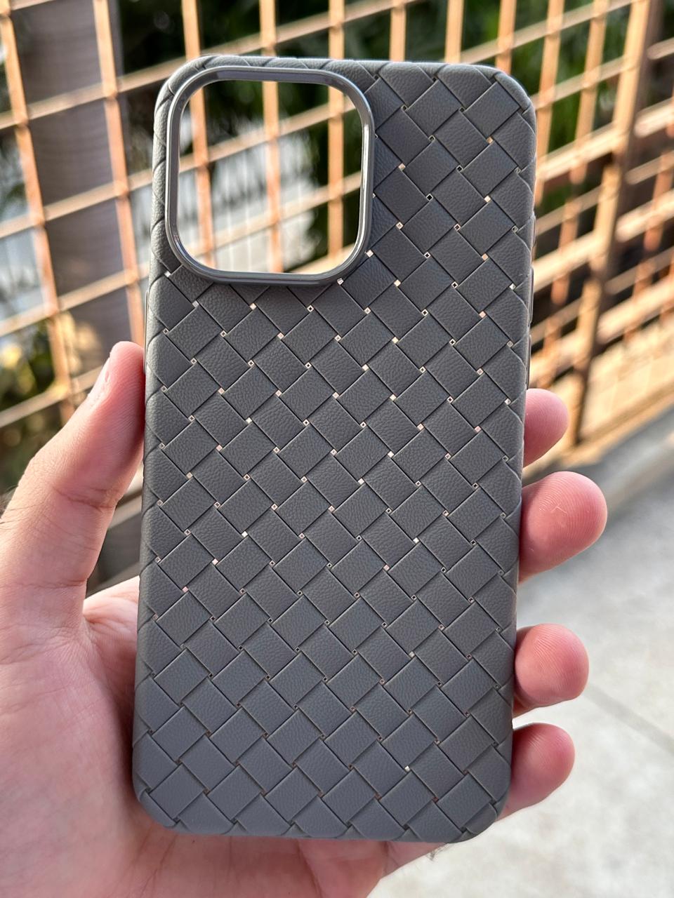 iPhone "15 Pro Max" Woven "Leather Feel" Case - Gray