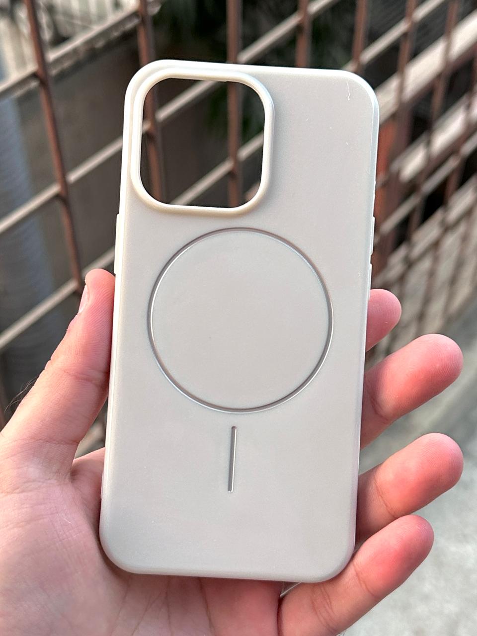 iPhone "13 Pro" Beats Premium MagSafe Case - Summit Stone