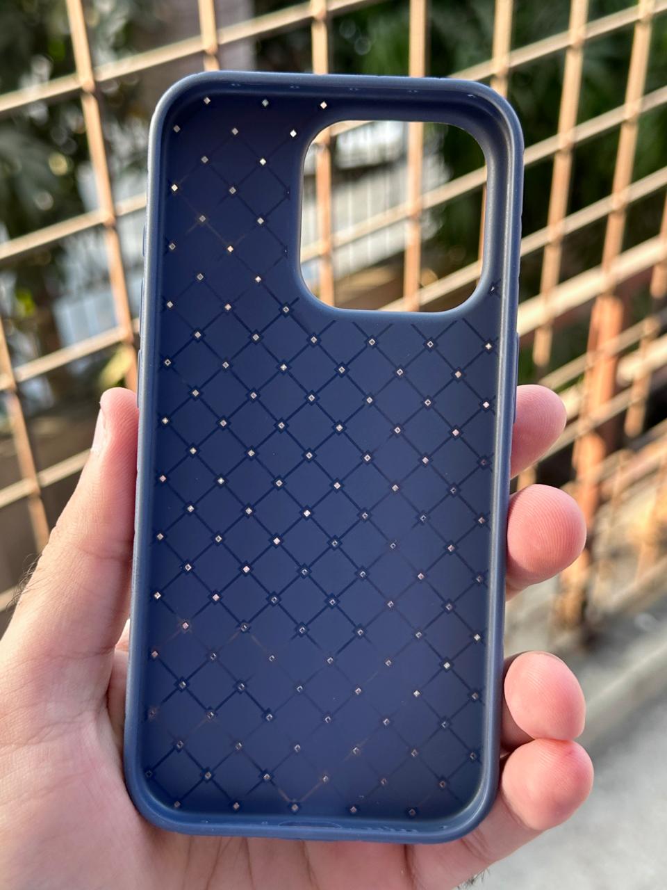 iPhone "15 Pro" Woven "Leather Feel" Case - Blue