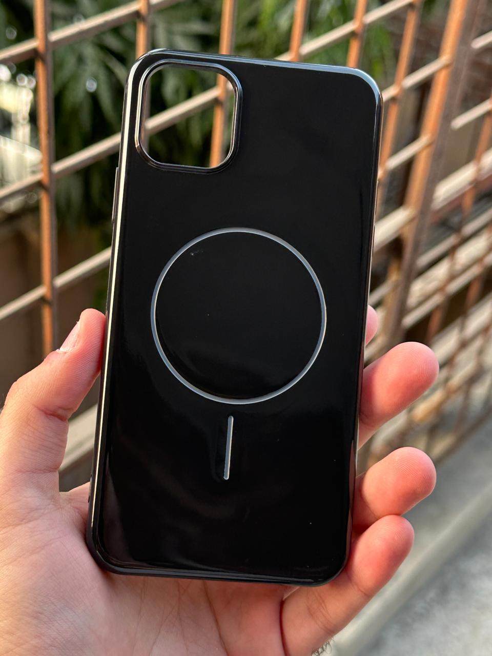 iPhone "11 Pro Max" Beats Premium MagSafe Case - Black Secondary image