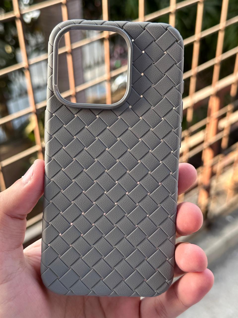 iPhone "15 Pro" Woven "Leather Feel" Case - Gray