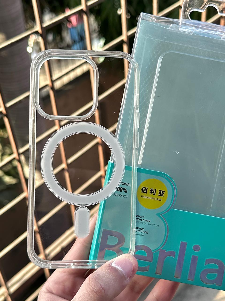 iPhone "14 Pro" BERLIA Premium MagSafe Transparent Case