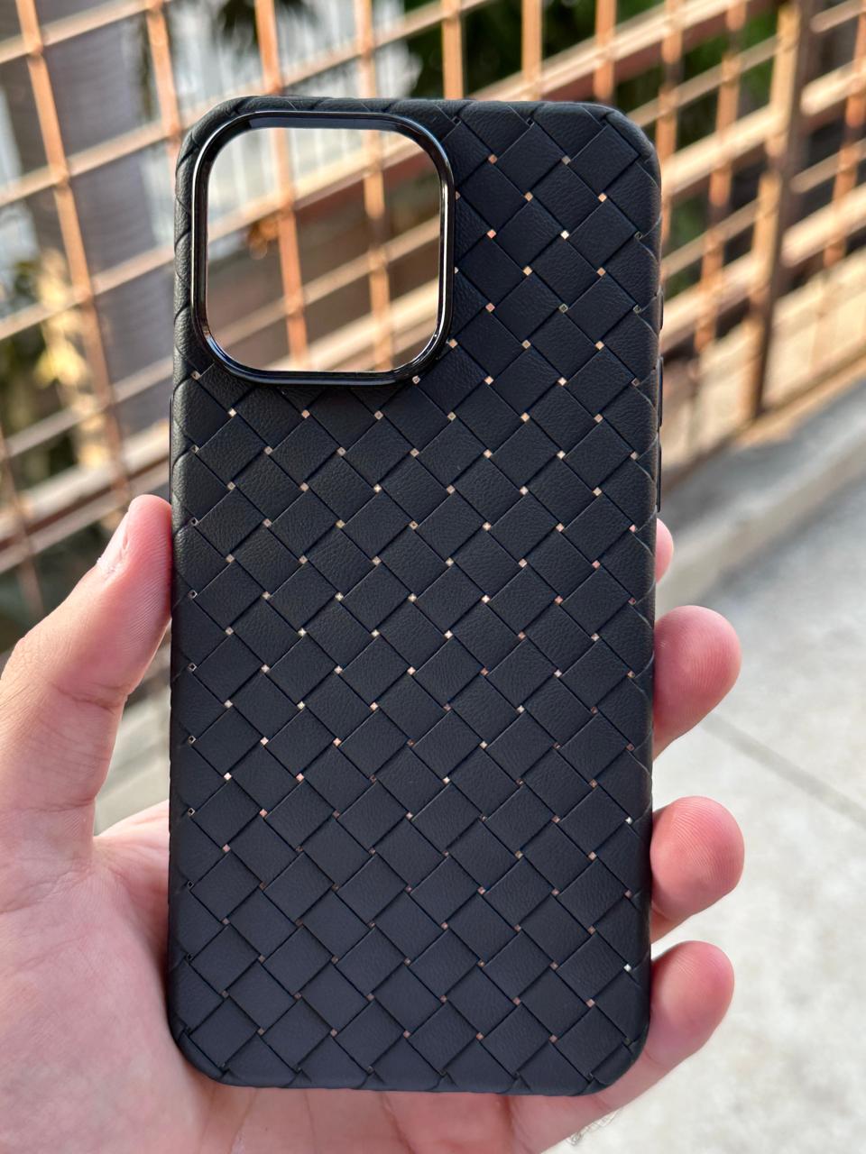 iPhone "15 Pro Max" Woven "Leather Feel" Case - Black