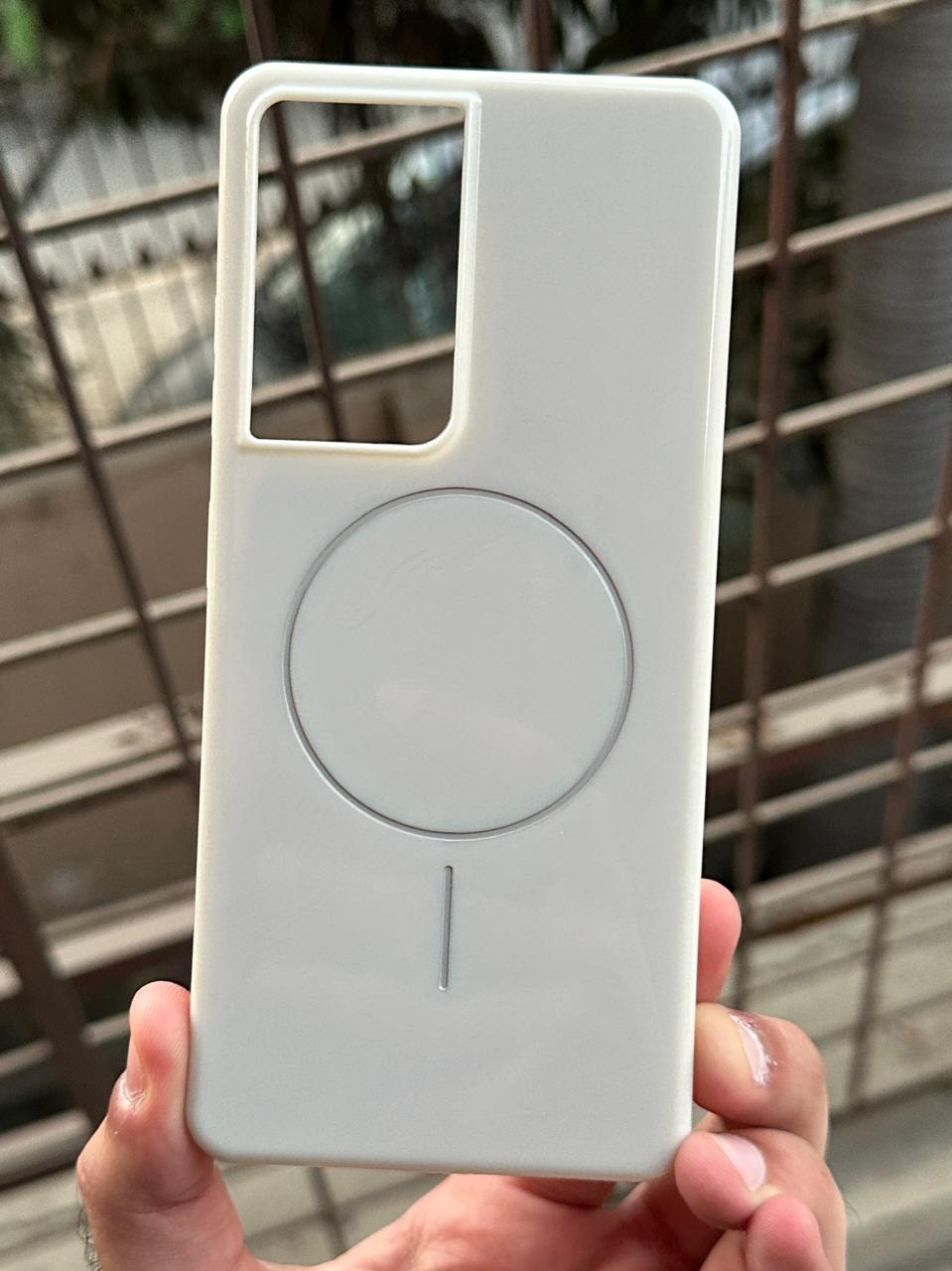 Samsung Galaxy "S21 Ultra" Beats Premium MagSafe Case - Summit Stone Secondary image