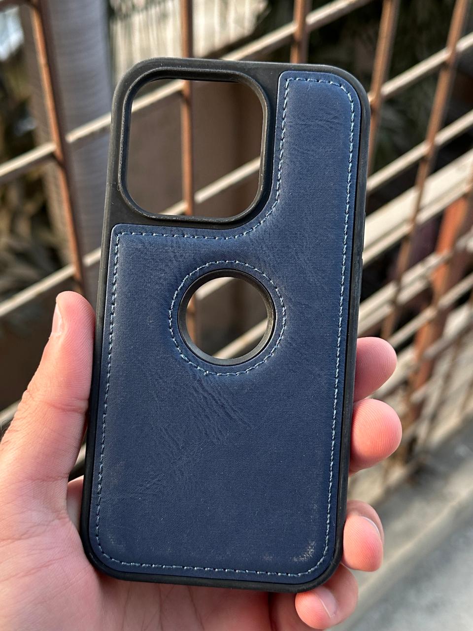 iPhone "14 Pro" Premium J-CASE Leather Case - Blue Secondary image